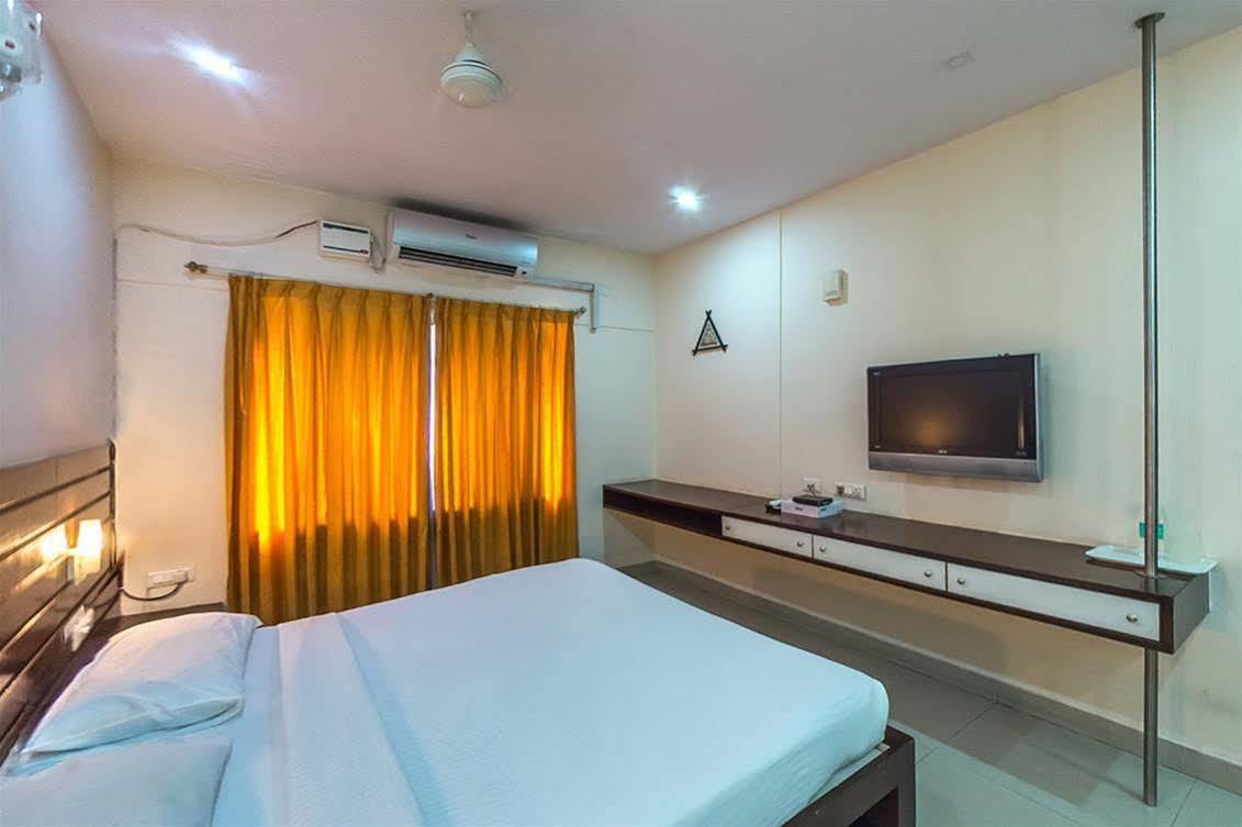 Hotel Vandematharam バンガロール エクステリア 写真