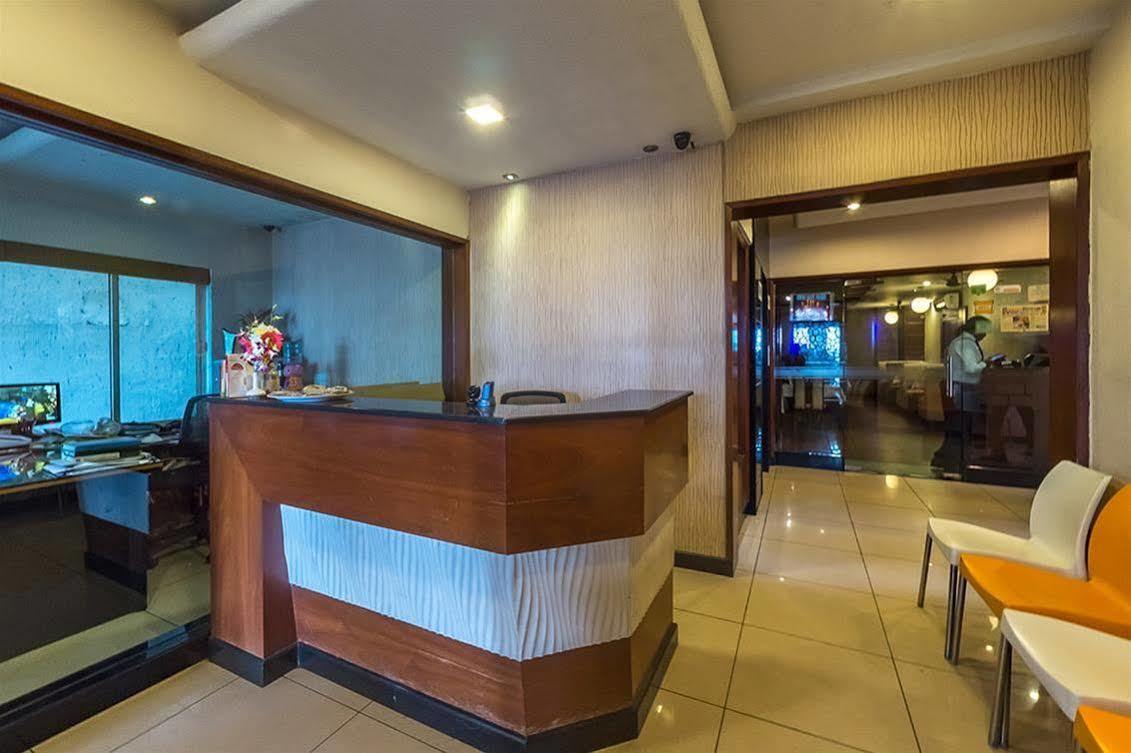 Hotel Vandematharam バンガロール エクステリア 写真